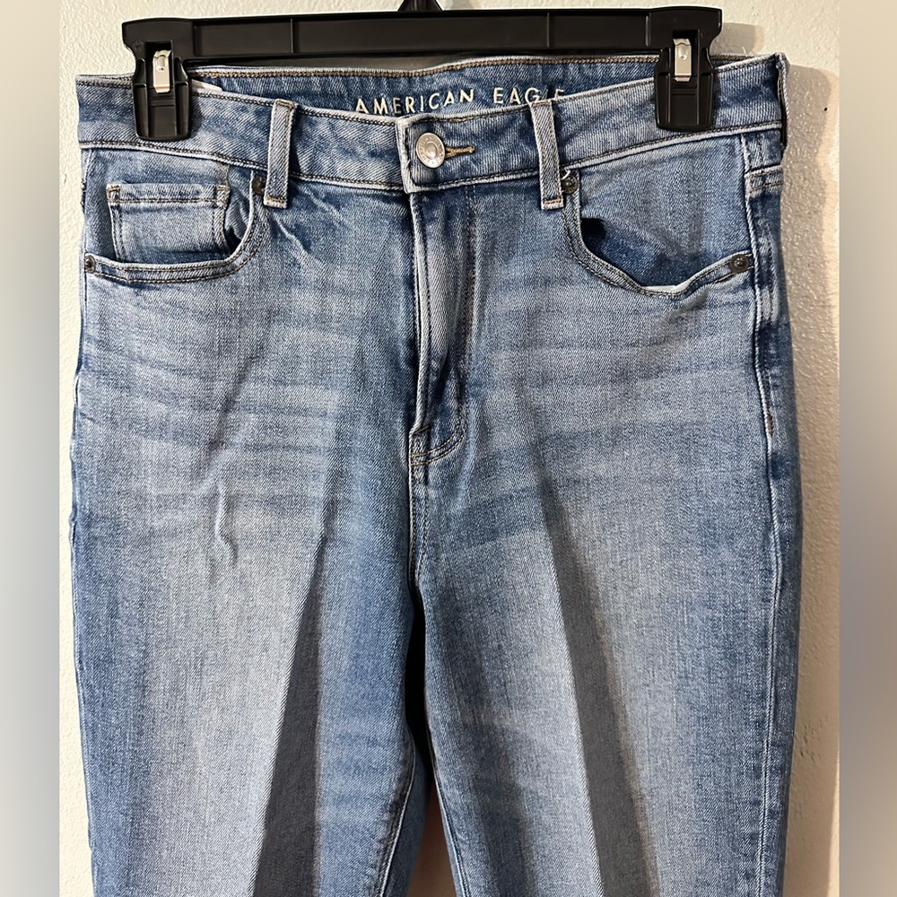 American Eagle Mom Jeans